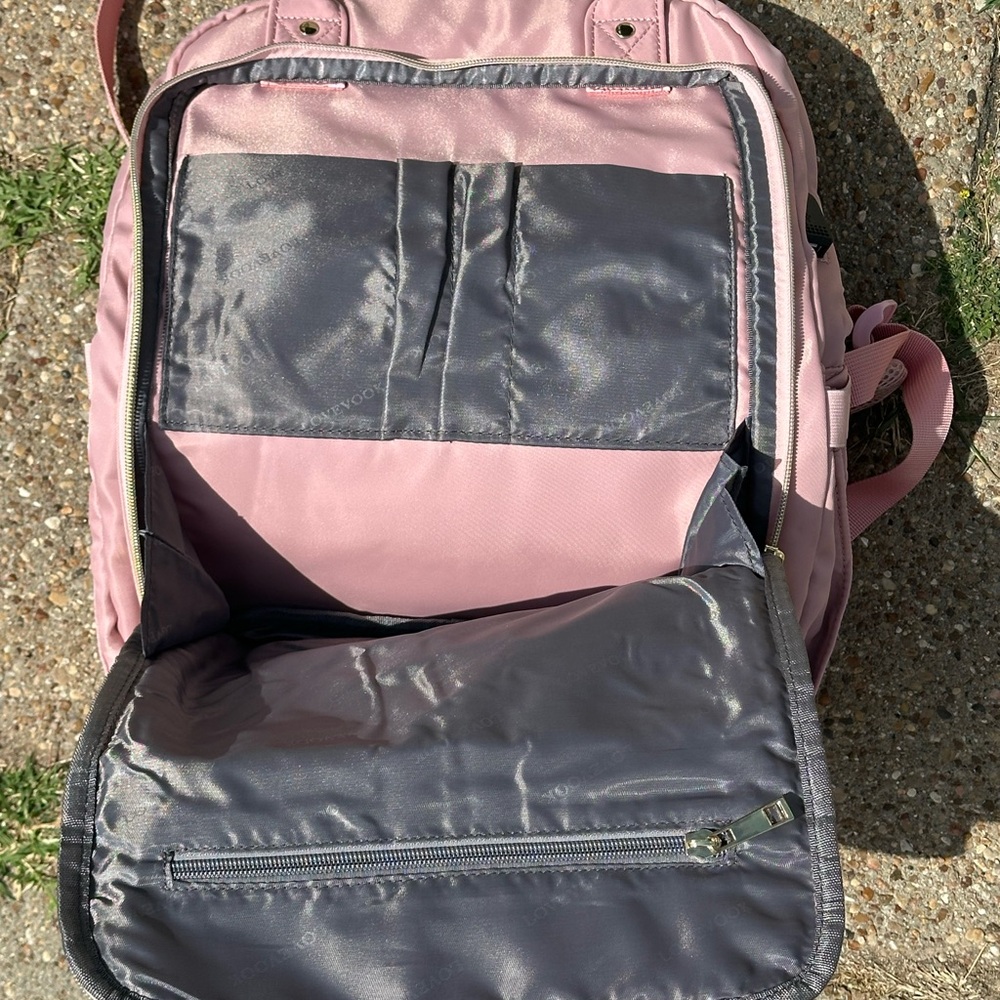 Lovevook laptop back pack - Picture 3 of 8